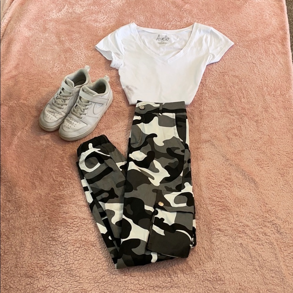 Camo print utility joggers